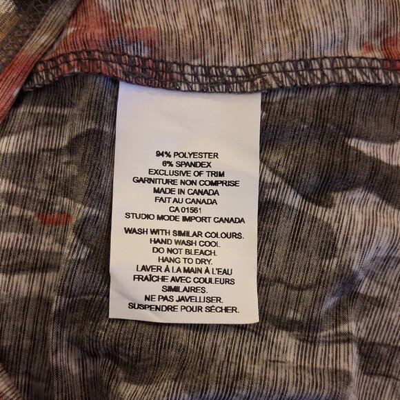 NWT Robert Kitchen Women's Burgundy Black Beige Printed Blouse Size 10 M - Picture 13 of 13